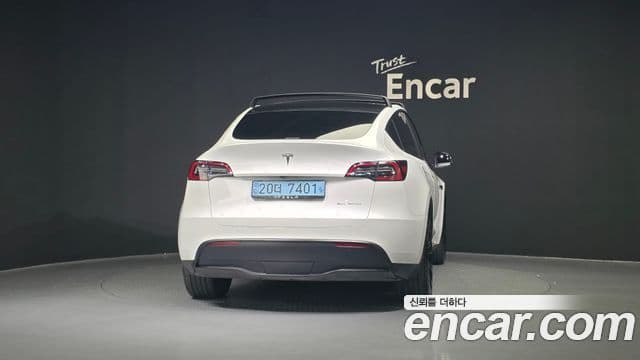 Tesla модель Y Long Range AWD, 2023 4
