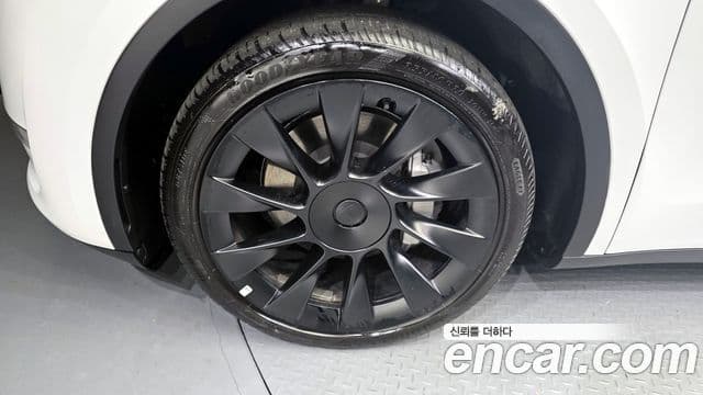 Tesla модель Y Long Range AWD, 2023 все фото