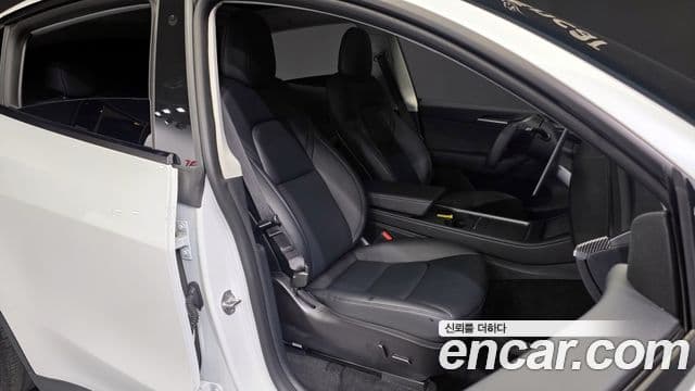 Tesla модель Y Long Range AWD, 2023 12