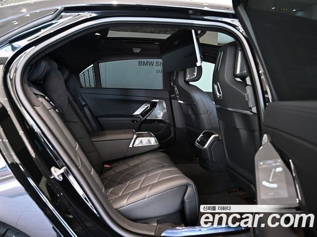 BMW 7시리즈 (G70) 750e xDrive M Sport, 2024 16