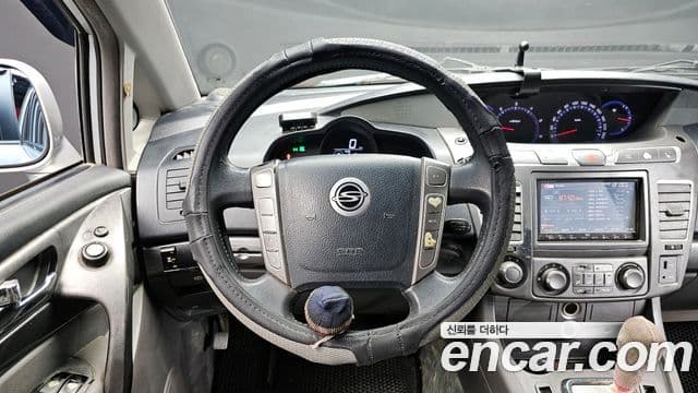 KG모빌리티(SsangYong) Korando 투리스모 4WD LT 11인승, 2014 13