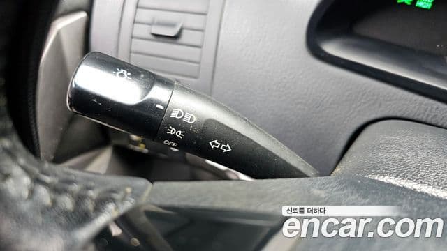 KG모빌리티(SsangYong) Korando 투리스모 4WD LT 11인승, 2014 17