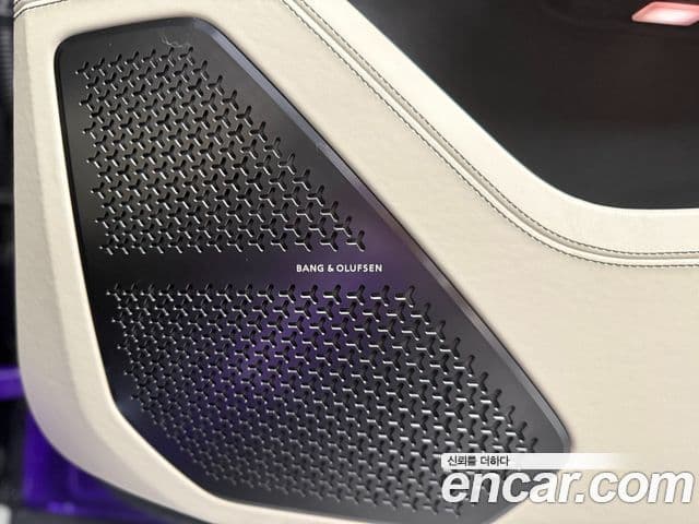 Lamborghini Urus 4.0 V8 SE, 2025 3