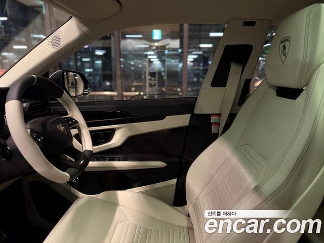 Lamborghini Urus 4.0 V8 SE, 2025 7