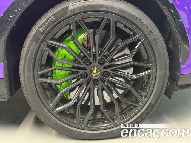 Lamborghini Urus 4.0 V8 SE, 2025 8