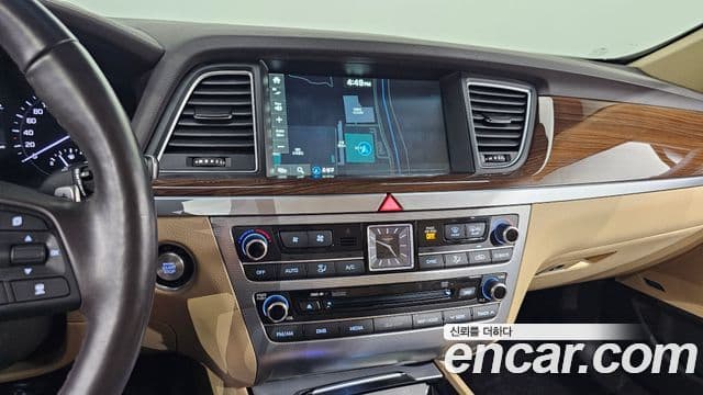 Genesis G80 Premium Luxury, 2018 17