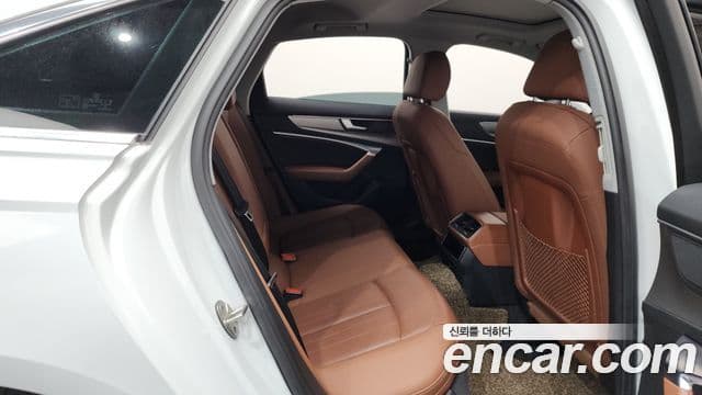 Audi A6 (C8), 2021 12