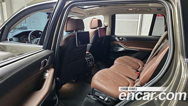 BMW X7 (G07) xDrive 40i Design Pure Excellence 7인승, 2022 11