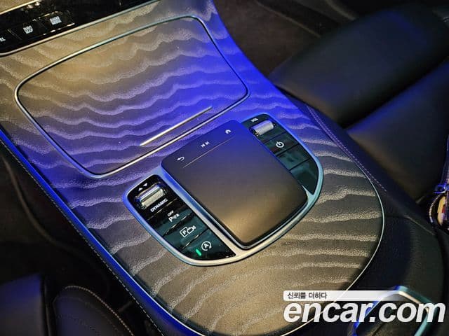 Mercedes-Benz E-класс W213 E350 4MATIC AMG Line Edition, 2021 9