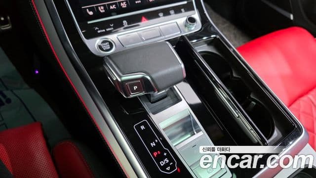 Audi Q8 (4M) Exclusive, 2023 9