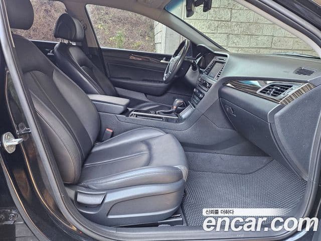 Hyundai LF Sonata 2.0 Smart, 2016 19