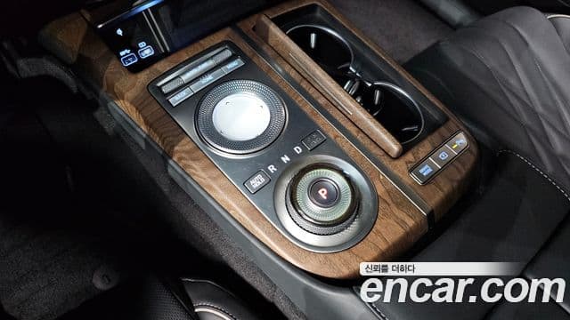 Genesis electrified G80 (RG3) e-AWD, 2022 18