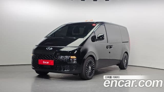 Hyundai Staria Modern, 2024 1