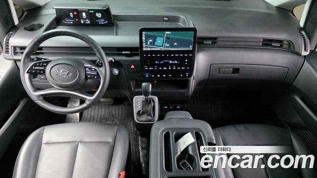 Hyundai Staria Modern, 2024 7