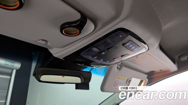 Hyundai Staria Modern, 2024 19