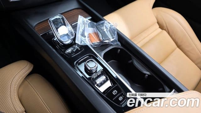 Volvo XC60 2세대 B5 Inscription, 2021 9