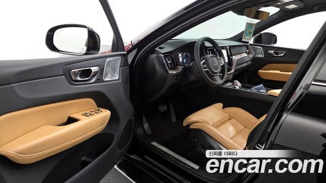 Volvo XC60 2세대 B5 Inscription, 2021 10