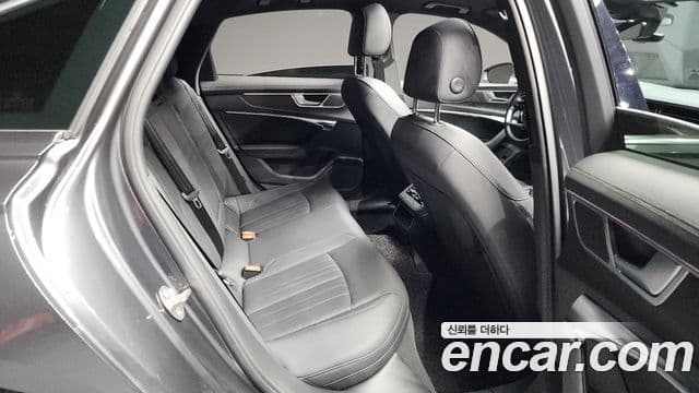 Audi A6 (C8) Premium, 2023 12