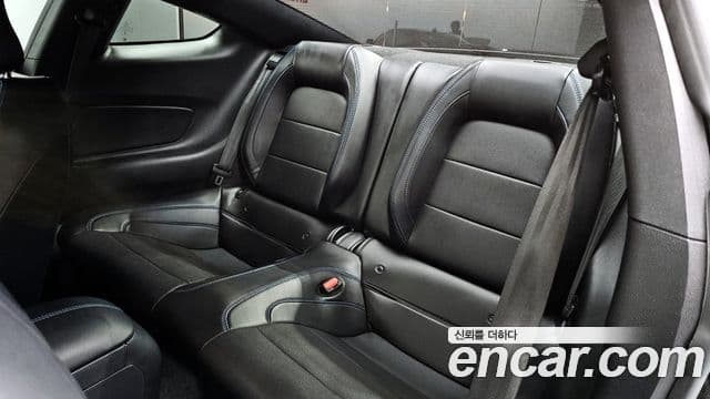 Ford Mustang купе, 2021 12