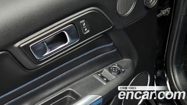 Ford Mustang купе, 2021 18