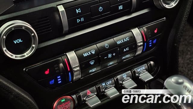 Ford Mustang купе, 2021 20