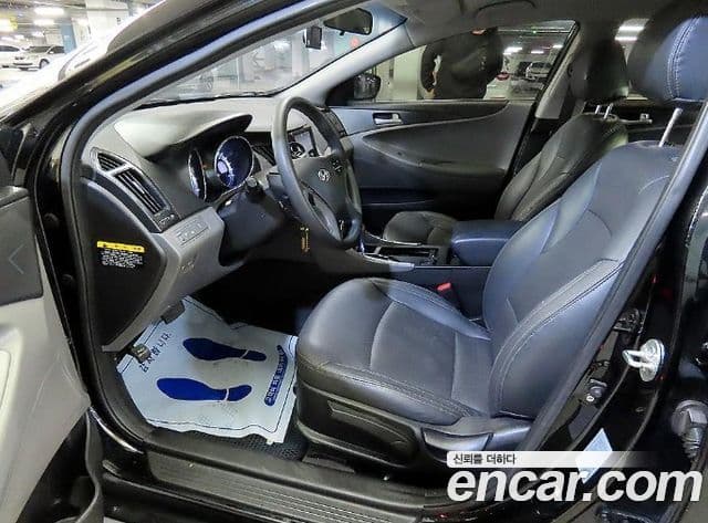 Hyundai YF Sonata Y20 Grand, 2011 6