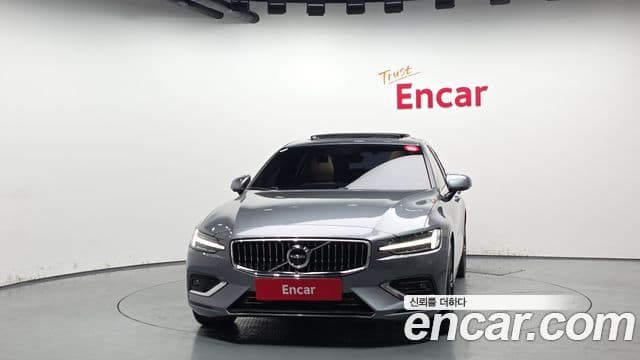Volvo S60 3세대 T5 Inscription, 2020 все фото