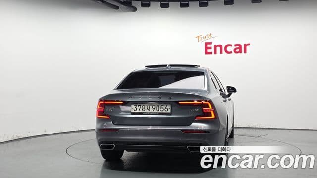 Volvo S60 3세대 T5 Inscription, 2020 6