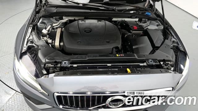 Volvo S60 3세대 T5 Inscription, 2020 8