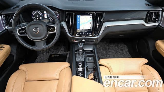 Volvo S60 3세대 T5 Inscription, 2020 11