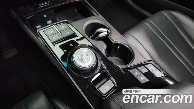 Kia K8 Prestige(арендный автомобиль), 2022 9