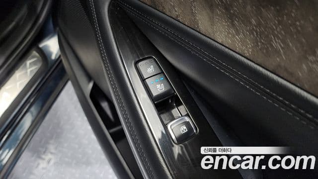 Kia K8 Prestige(арендный автомобиль), 2022 18