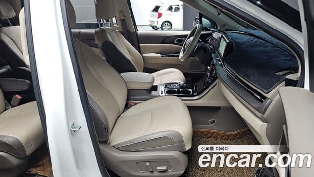 Kia Carnival 4세대 9인승 High Limousine(компания по спецнадстройкам), 2022 7