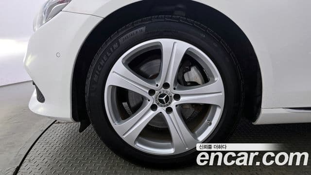 Mercedes-Benz E-класс W213 Avantgarde, 2018 все фото