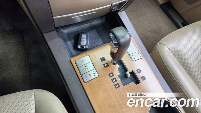 Kia Mohave 4WD KV300, 2015 9