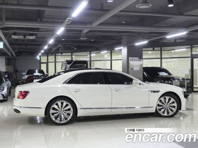 Bentley Flying Spur 3세대, 2021 2