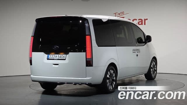 Hyundai Staria Inspiration, 2022 2