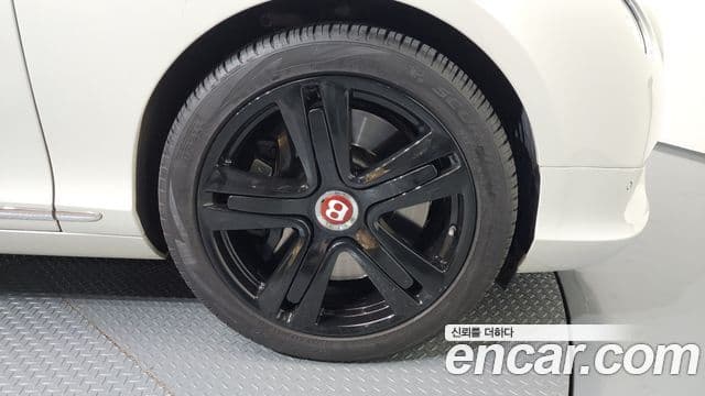 Bentley Continental GT 2세대 4.0 GTC, 2014 11