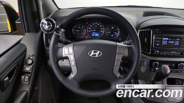 Hyundai Grand Starex детский перевозочный автомобиль, 2017 15