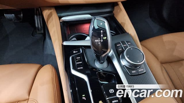 BMW 5시리즈 (G30) 520i M Sport, 2023 9
