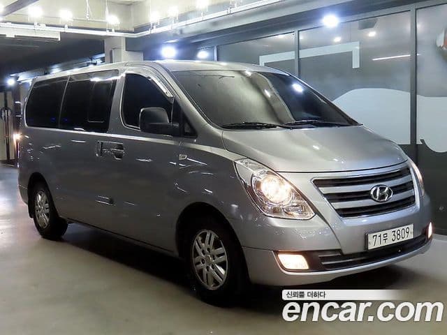 Hyundai Grand Starex Smart, 2017 1