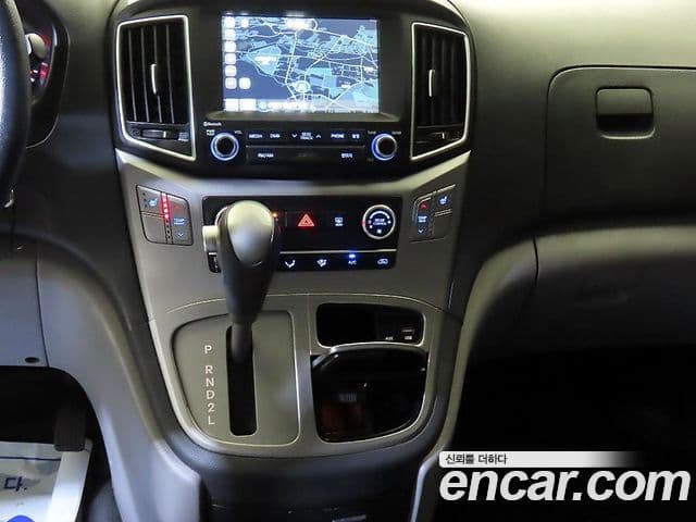 Hyundai Grand Starex Smart, 2017 12