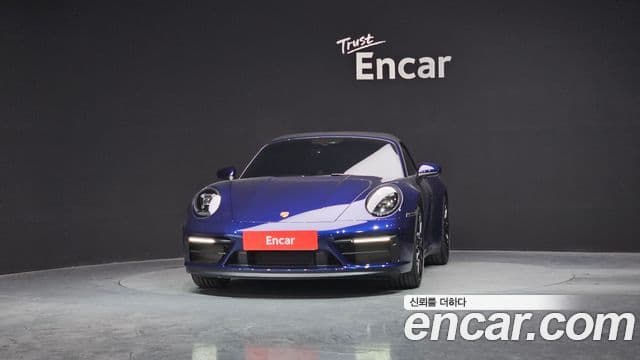 Porsche 911 (992) Carrera GTS кабриолет, 2023 3