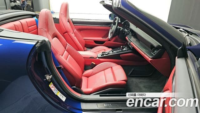 Porsche 911 (992) Carrera GTS кабриолет, 2023 11