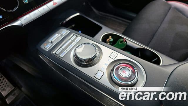 Genesis GV70, 2023 9