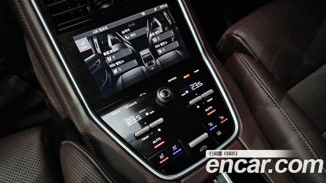 Porsche Panamera (971), 2020 10