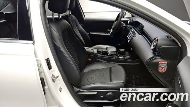 Mercedes-Benz A-класс W177 A250 4MATIC седан, 2020 10