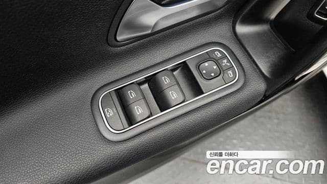 Mercedes-Benz A-класс W177 A250 4MATIC седан, 2020 19