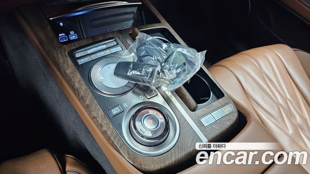 Genesis electrified G80 (RG3) e-AWD, 2022 9