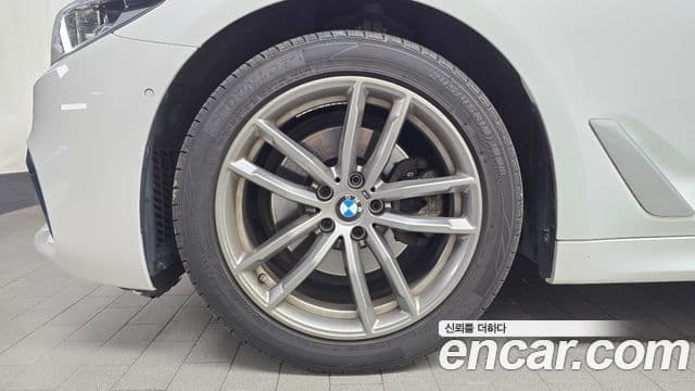BMW 5시리즈 (G30) 520d xDrive M Sport Plus, 2018 все фото